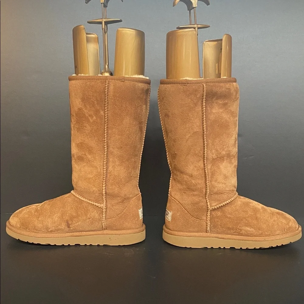 UGG Classic II Short Shearling Wool Suede Boots Tan Pull On Cozycore Size US 4